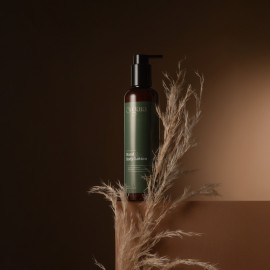 Лосьйон для тіла і рук "Hand & Body Lotion Skin Moisture"